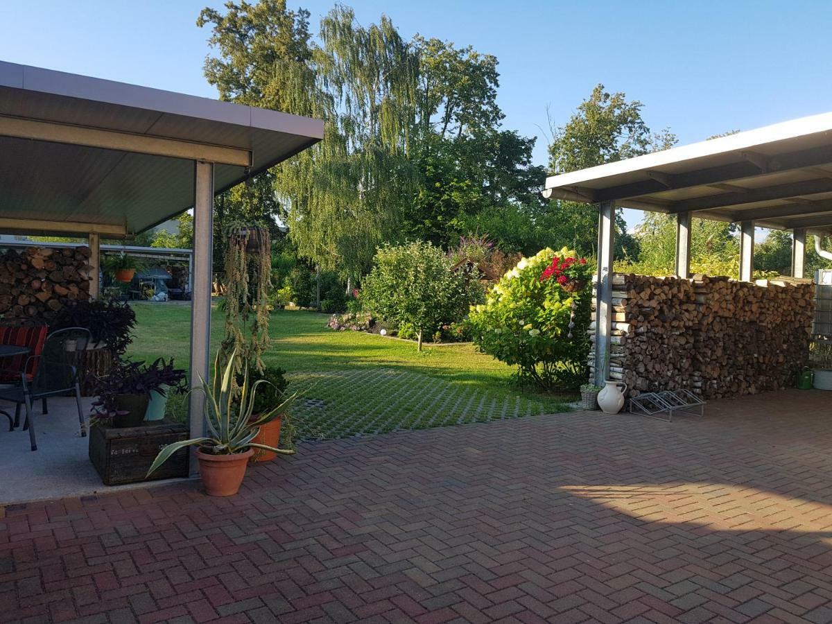 Kleines Zuhause Apartment Magdeburg Exterior photo